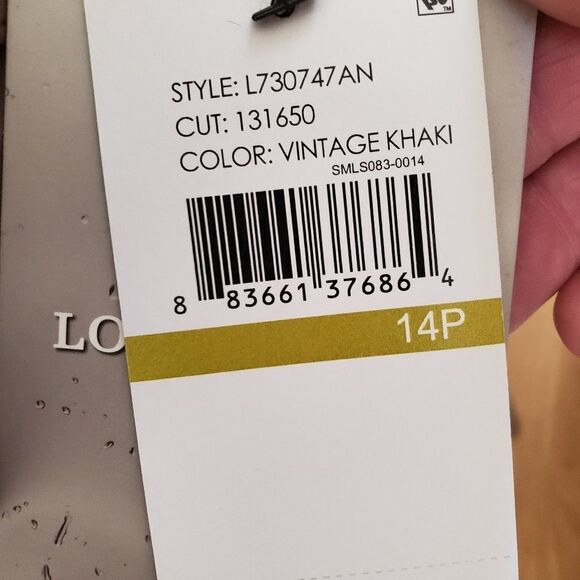 London Fog trench coat with detachable liner/hood - Picture 7 of 8